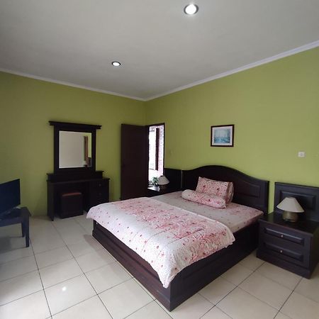 Maribaya Family Guest House Syariah Lembang Exterior foto